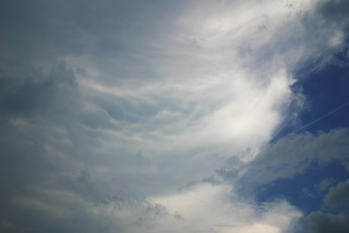 Mammatus Wolke mit Alto Cumulus