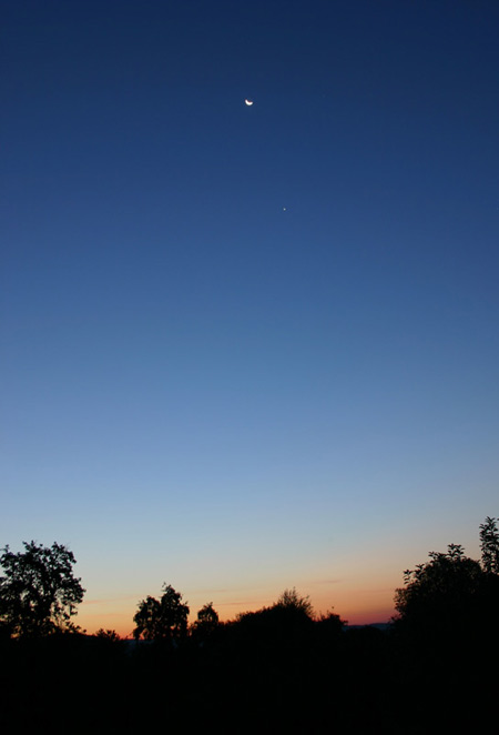 Mond und Venus in der Morgendämmerung - Wahlwies